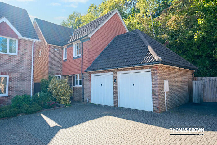 4 Bedroom Detached House For Sale In Huron Close, Green Street Green, BR6