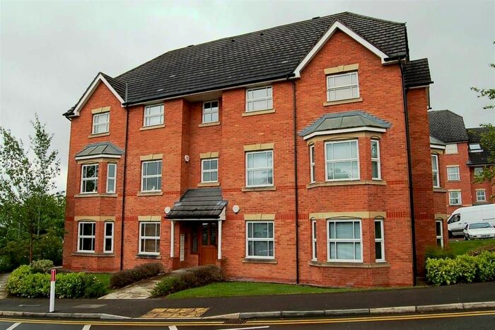 2 Bedroom Flat To Rent In Royal Court Drive, Bolton, BL1
