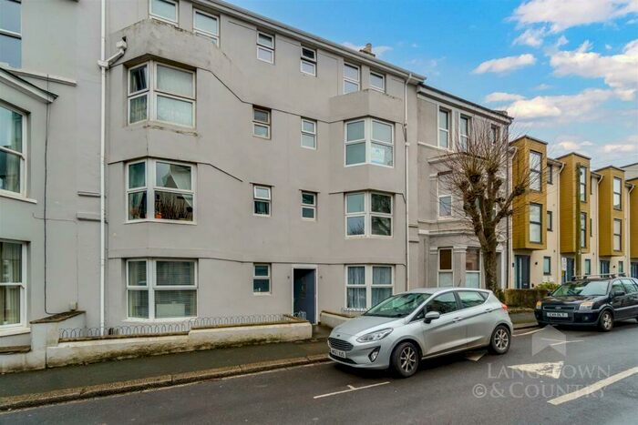 1 Bedroom Apartment To Rent In Pier Street, West Hoe, PL1