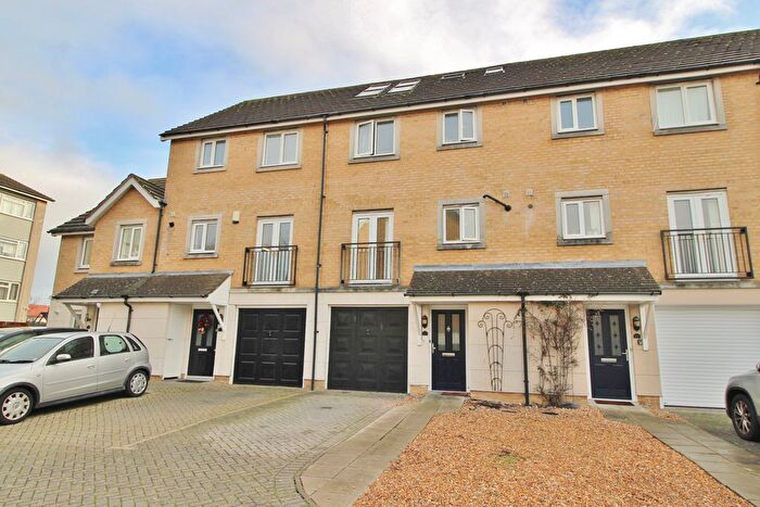 4 Bedroom Town House For Sale In Centurion Gate, Southsea, PO4