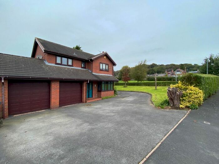 4 Bedroom Property To Rent In Coleridge Drive, Cheadle, Stoke-On-Trent, ST10