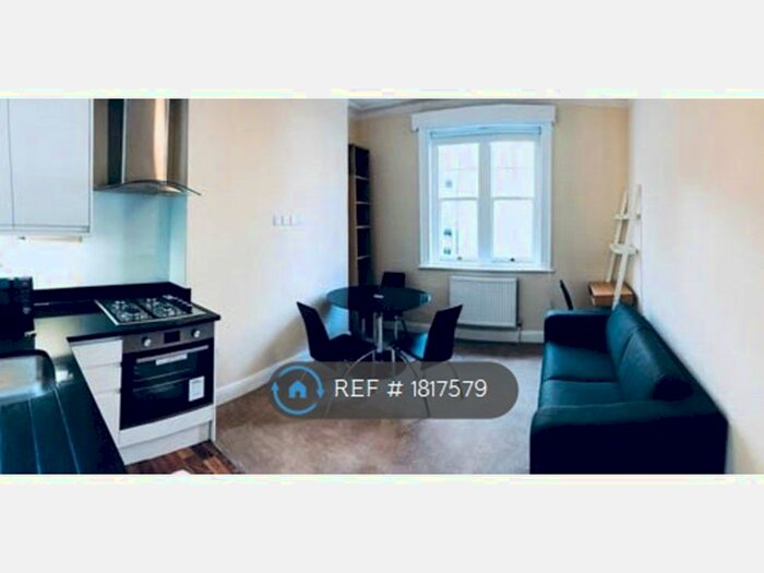 2 Bedroom Flat To Rent In Cathedral Mansions, London, SW1V