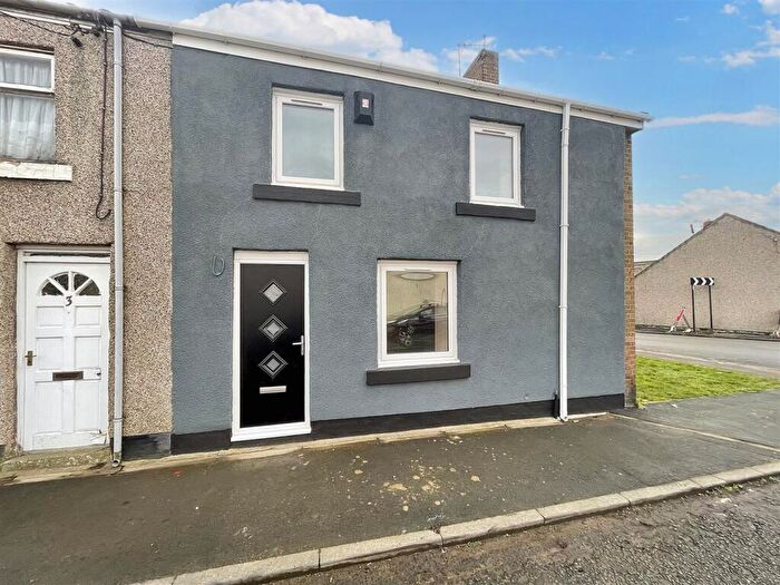 3 Bedroom End Of Terrace House For Sale In Eppleton Row, Hetton-Le-Hole, Houghton Le Spring, DH5