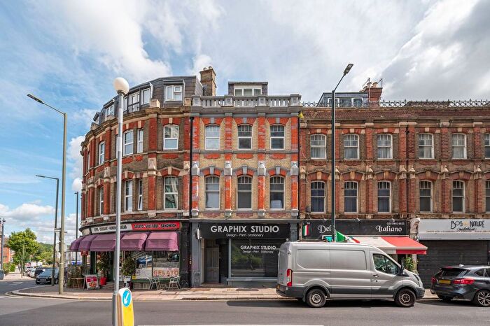 1 Bedroom Flat To Rent In Station Road, New Barnet, Barnet, EN5