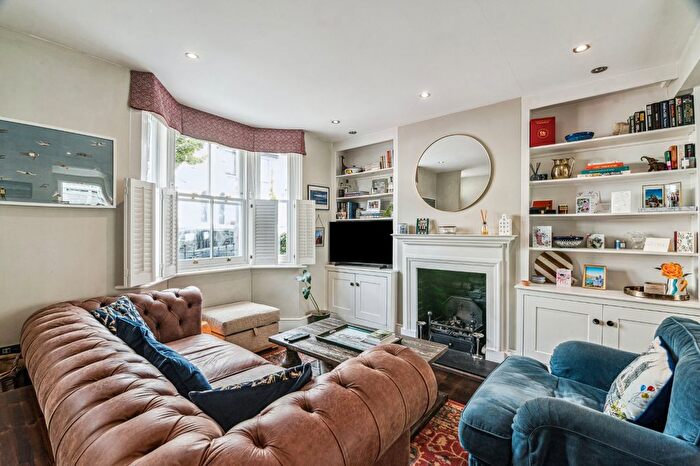 3 Bedroom Terraced House To Rent In Tonsley Road, The Tonsleys, SW18