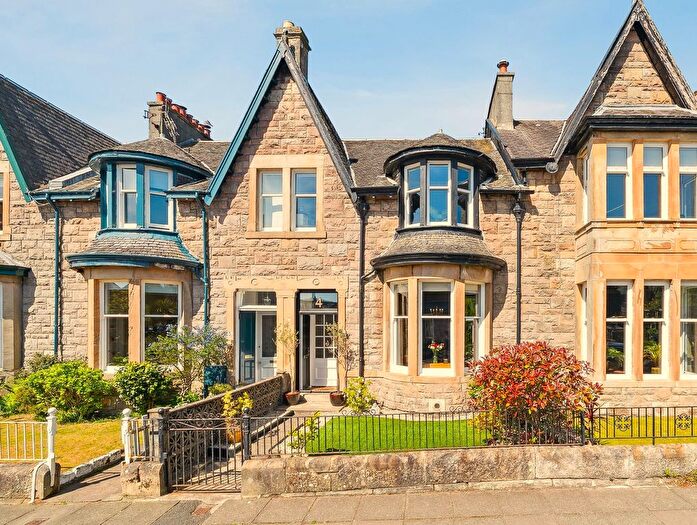 4 Bedroom Terraced House For Sale In Craigendoran Avenue, Helensburgh, G84