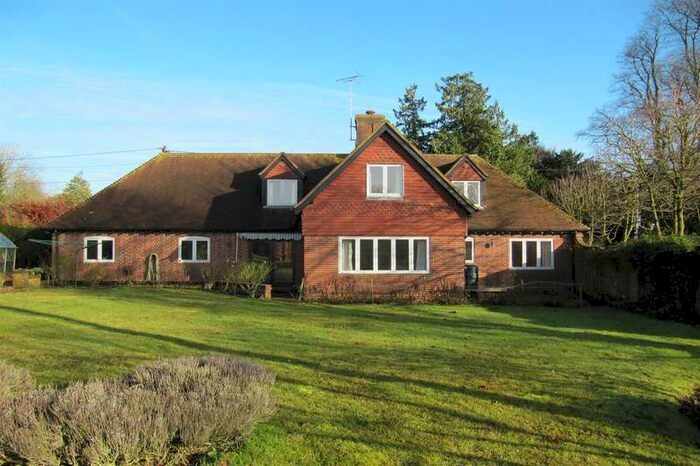 3 Bedroom Detached House To Rent In Preston Candover, Hampshire, RG25