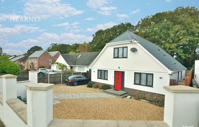4 Bedroom Detached House For Sale In Wimborne Road West, Wimborne, BH21