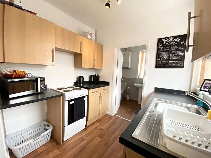 1 Bedroom Flat To Rent In Lorne Street, Burslem, Stoke-On-Trent, Staffordshire, ST6