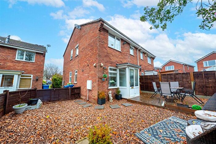 1 Bedroom End Of Terrace House For Sale In Brendon, Tamworth, Staffordshire, B77