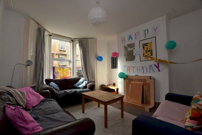 4 Bedroom Terraced House To Rent In Lansdown Road, Redland, Bristol, BS6