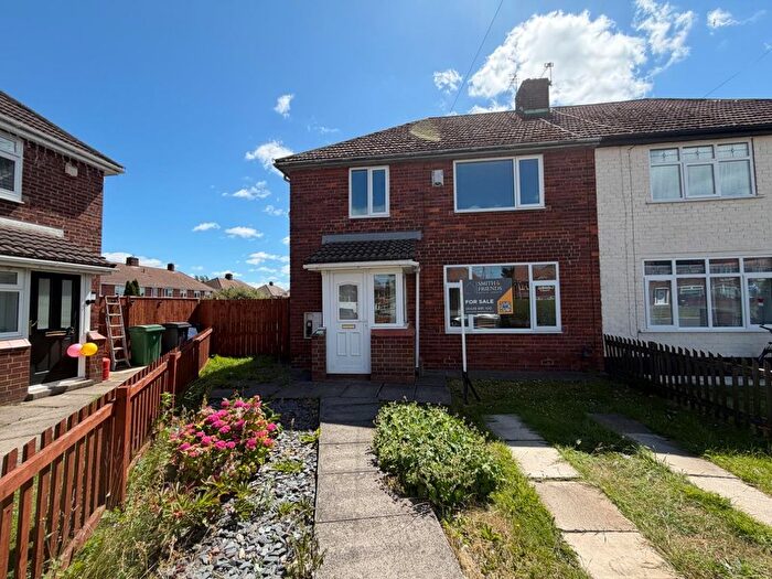 3 Bedroom Semi-Detached House For Sale In Ormesby Road, Hartlepool, TS25
