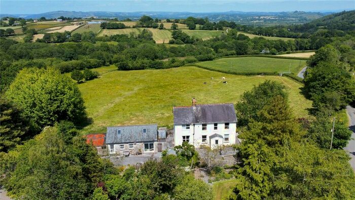 4 Bedroom Detached House For Sale In Llanarthne, Carmarthen, Carmarthenshire, SA32