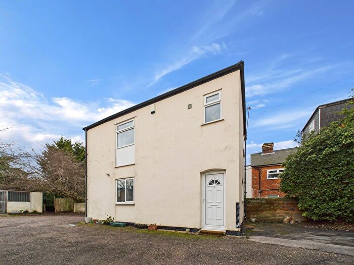 1 Bedroom Maisonette For Sale In School Road, Tilehurst, Reading, RG31