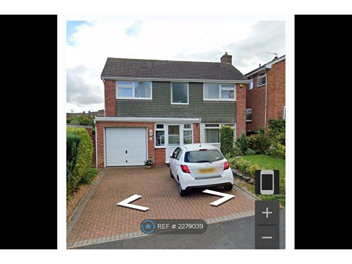 4 Bedroom Detached House To Rent In Collins Rd, Exeter, EX4