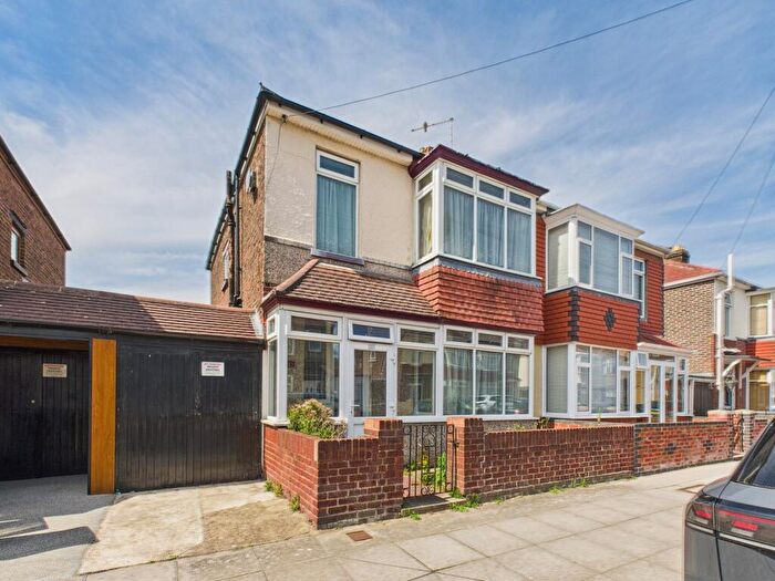 3 Bedroom Semi-Detached House For Sale In Martin Road, Baffins, Portsmouth, PO3