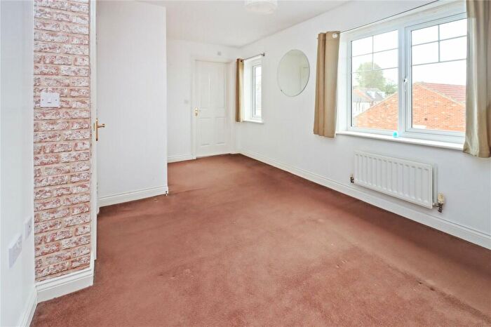 2 Bedroom Flat For Sale In Dunns Way, Blaydon-on-Tyne, NE21
