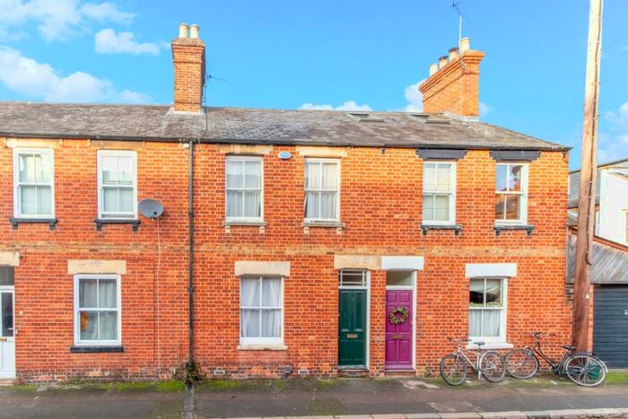 2 Bedroom Terraced House To Rent In Barrett Street, Osney, OX2