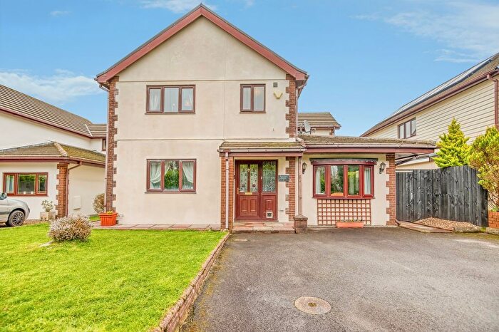 4 Bedroom Detached House For Sale In Llys Eithin, Gorslas, Llanelli, Carmarthenshire, SA14