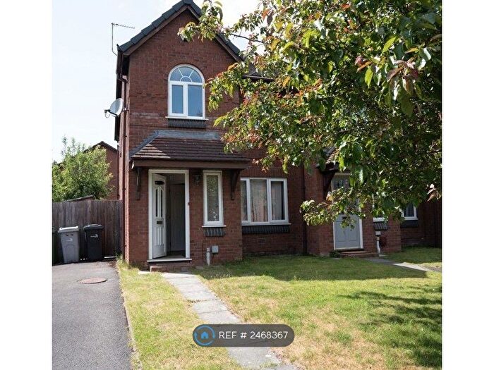 3 Bedroom End Of Terrace House To Rent In Burnside Close, Wilmslow, SK9