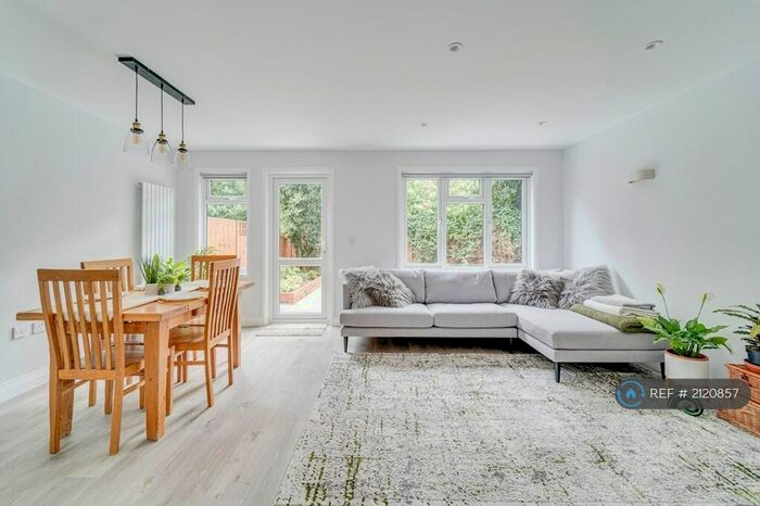 4 Bedroom Terraced House To Rent In Colwick Close, London, N6