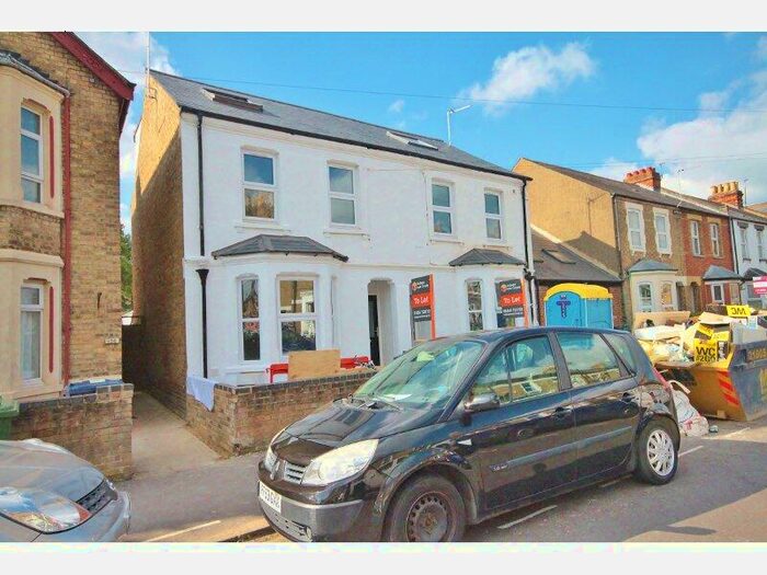 6 Bedroom Semi-Detached House To Rent In Hurst Street, Cowley, East Oxford, OX4