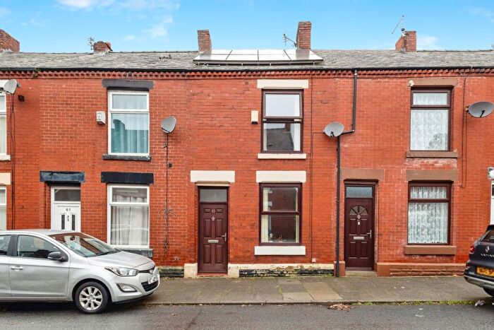 2 Bedroom Terraced House For Sale In Smallshaw Lane, Ashton-under-Lyne, Greater Manchester, OL6