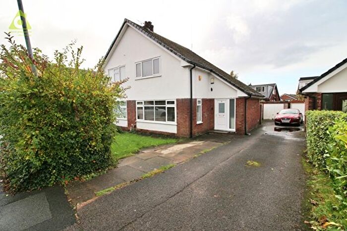 3 Bedroom Semi Detached House For Sale In Gellert Road, Westhoughton, BL5