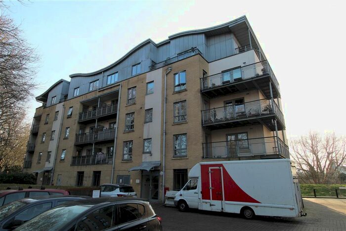 2 Bedroom Flat To Rent In Yeoman Close, Ipswich, IP1