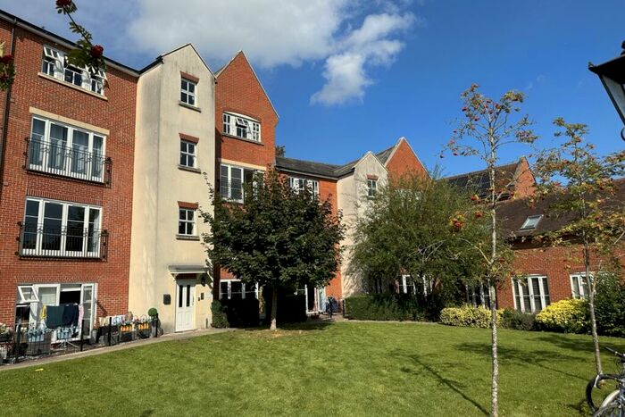 2 Bedroom Flat To Rent In Mill Street, Wantage, OX12