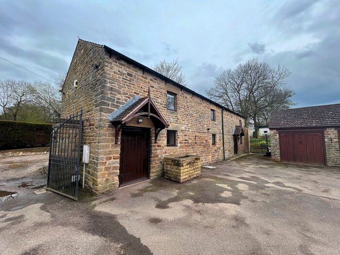 3 Bedroom Property To Rent In Chesterfield Road, Duckmanton, Chesterfield, S44