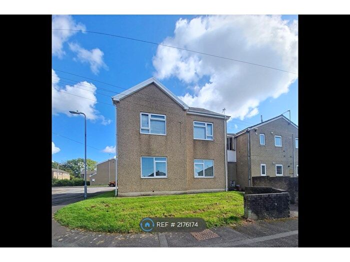 2 Bedroom Flat To Rent In Pendre, Bridgend, CF31