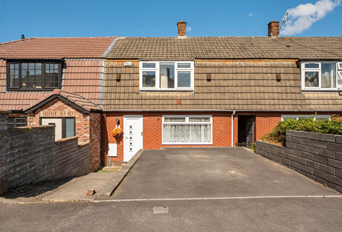 3 Bedroom Terraced House For Sale In Tynte Avenue, Bristol, Somerset, BS13