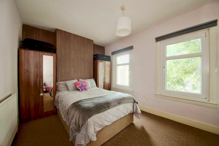 3 Bedroom Terraced House For Sale In Oakfield Road, East Ham, London, E6