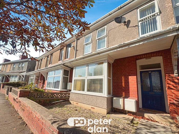 2 Bedroom Property To Rent In Fenton Place, Porthcawl, CF36
