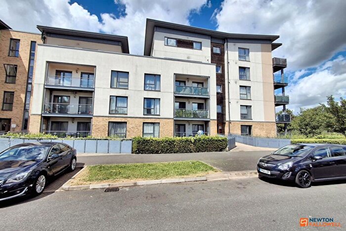 1 Bedroom Flat For Sale In Hammonds Drive, Fengate, Peterborough, PE1