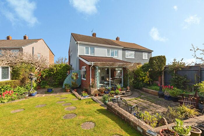 4 Bedroom Semi-detached House For Sale In Derricke Road, Bristol, BS14