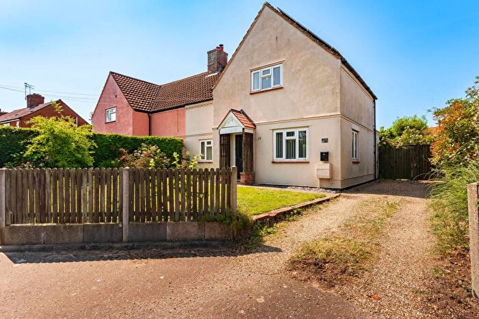 3 Bedroom Semi-Detached House For Sale In Millfield Road, North Walsham, NR28