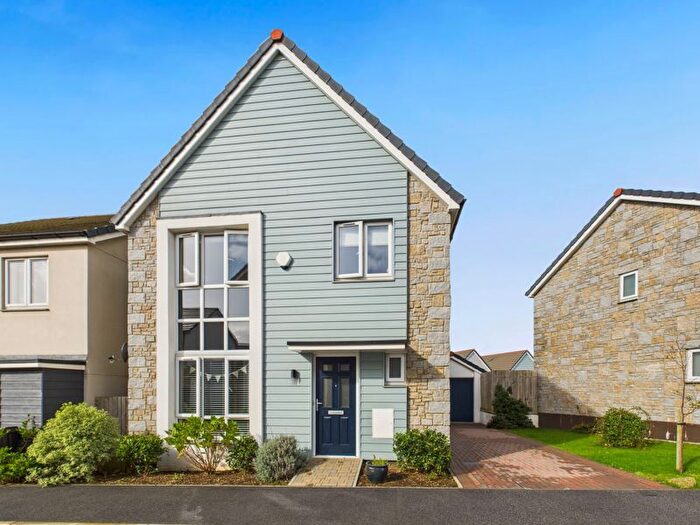 4 Bedroom Detached House For Sale In Park An Daras, Helston, Light And Bright Family Home, TR13