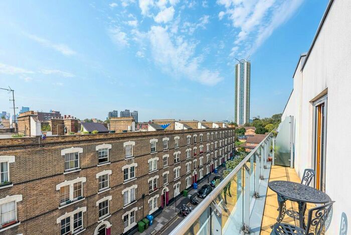 1 Bedroom Flat To Rent In Crampton Street, Walworth, London, SE17