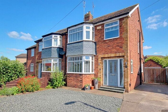 3 Bedroom Semi-Detached House For Sale In Hillcrest Drive, Beverley, HU17