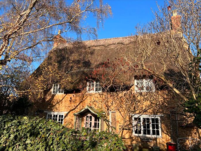4 Bedroom Cottage To Rent In Orchard Hill, Little Billing, Northampton, NN3