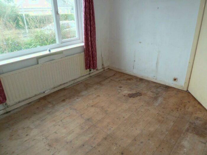 2 Bedroom Detached Bungalow For Sale In Breeze Hill, Tyn-Y-Gongl, LL74