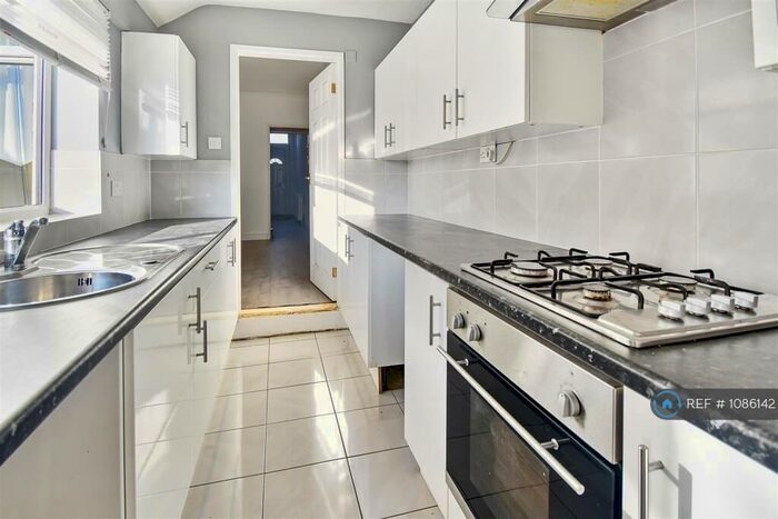 3 Bedroom Terraced House To Rent In High Street, Tibshelf, Alfreton, DE55