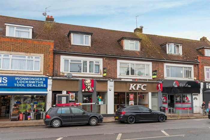 2 Bedroom Flat To Rent In Rochester Parade, High Street, Feltham, TW13