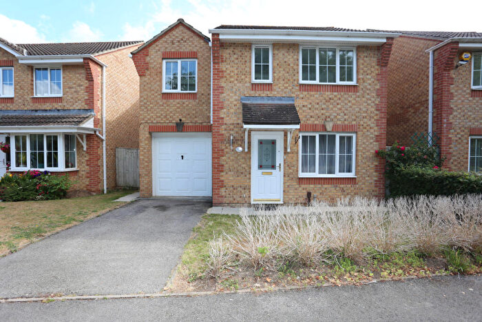 4 Bedroom Detached House To Rent In Paddick Drive, Lower Earley, Reading, Berkshire, RG6