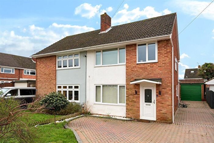 3 Bedroom Semi-Detached House For Sale In Tamar Close, Portchester, PO16