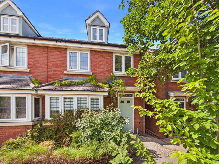 3 Bedroom End Of Terrace House For Sale In Woodvale Kingsway, Quedgeley, Gloucester, Gloucestershire, GL2