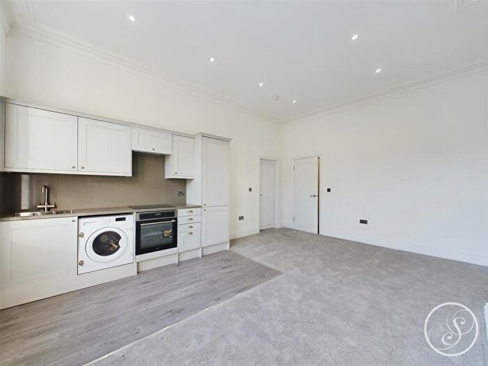 1 Bedroom Flat To Rent In Cheltenham Mount, Harrogate, HG1