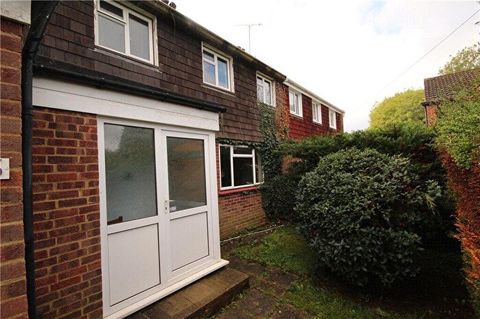 4 Bedroom Semi Detached House To Rent In Pond Meadow, Guildford, Surrey, GU2